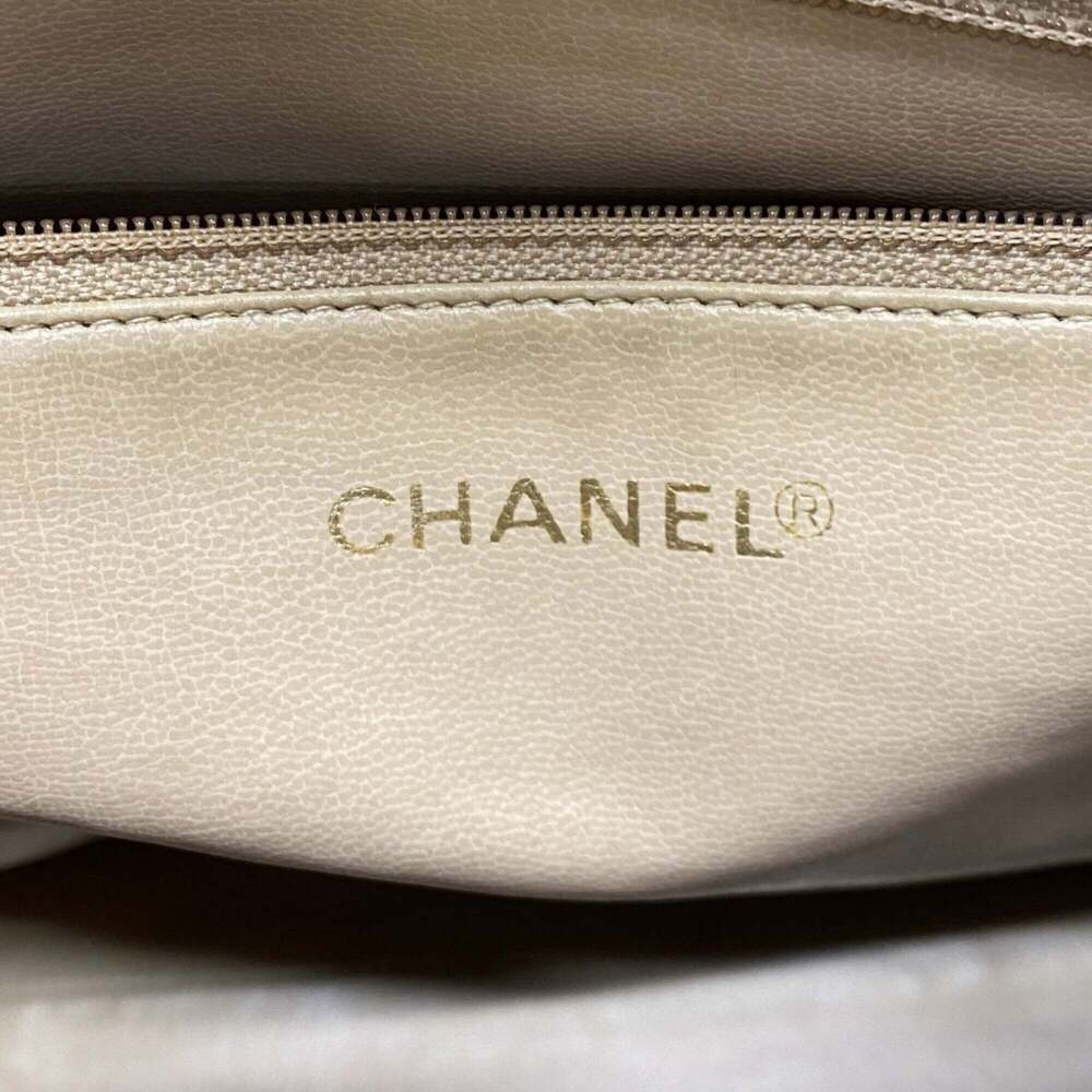 CHANEL Cream Caviar Leather Tote Bag - Picture 5 of 12